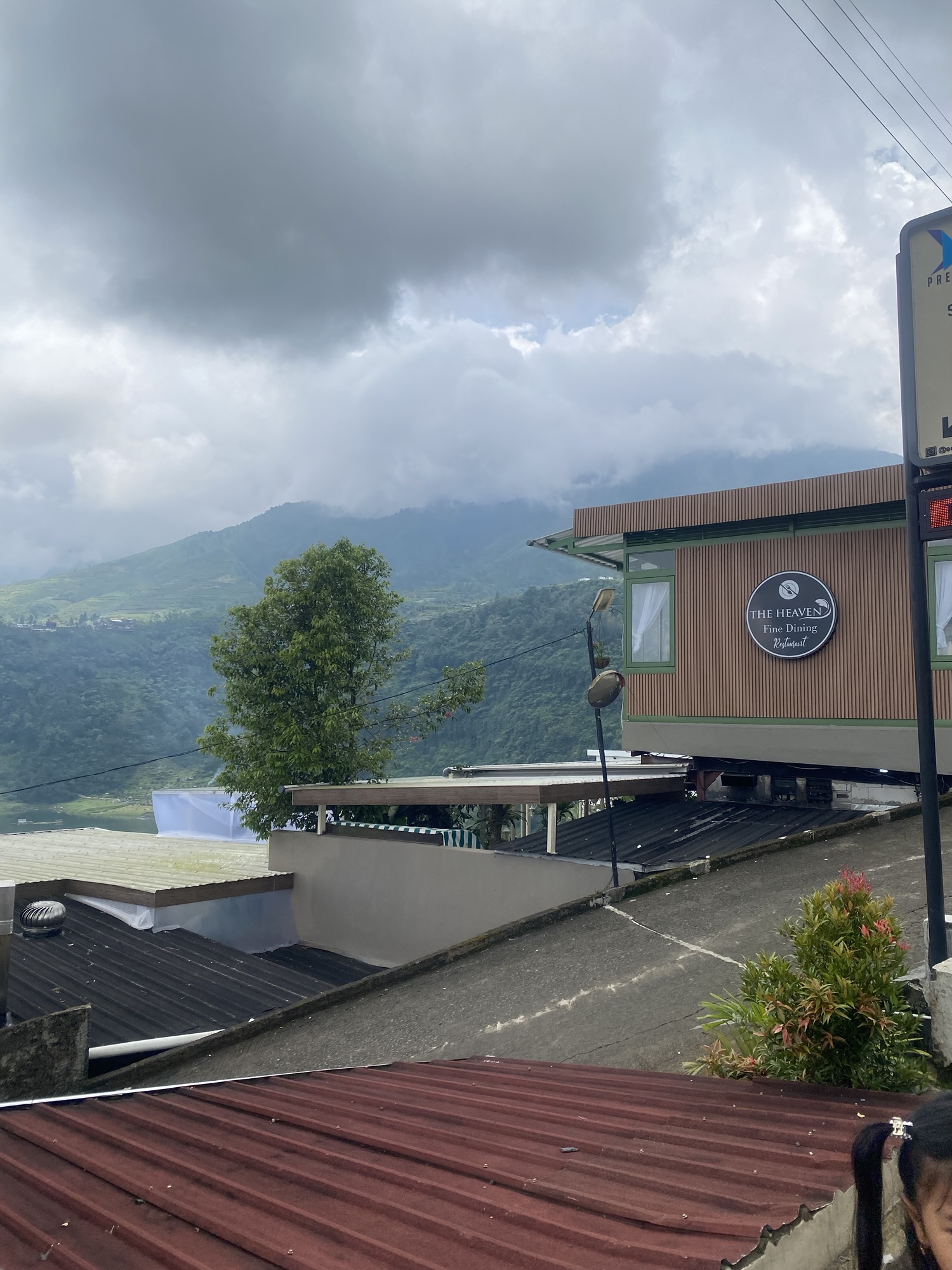 Telaga menjer – Penginapan dengan view paling keren di dieng